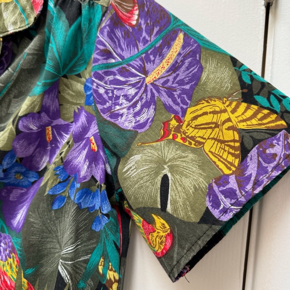 Vintage 90s Tropical Floral Parrots Hawaiian Shirt Blouse Tiki Butterfly Jungle - Picture 7 of 10